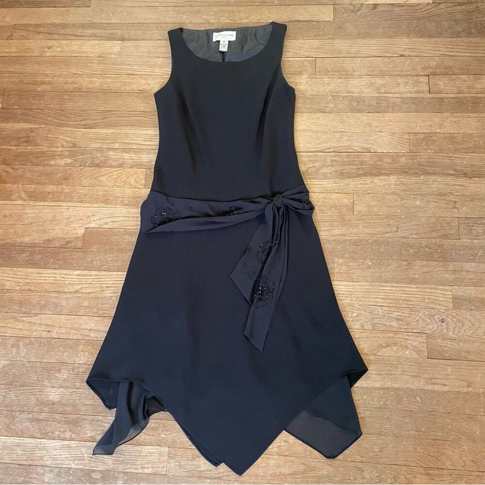 Elegant Black Sleeveless Dress